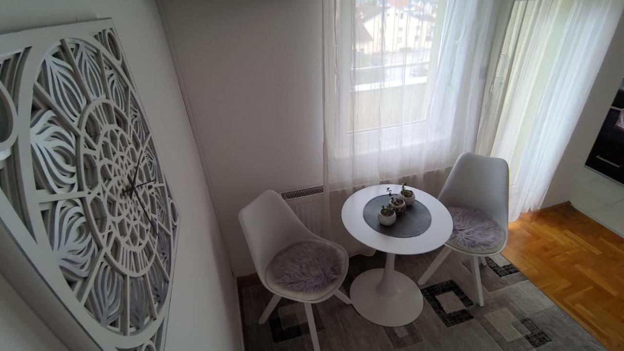 Poesia Apartment ノヴィ・サド エクステリア 写真